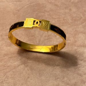 Designer gold plated bangle